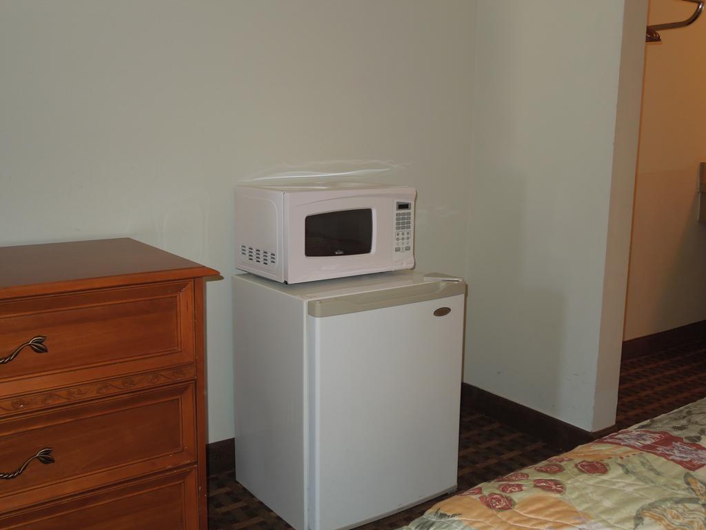 Atlantic Motel 2*